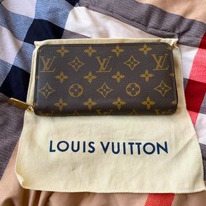 🌼Authentic Zippy LV MONOGRAM LONG WALLET🌼